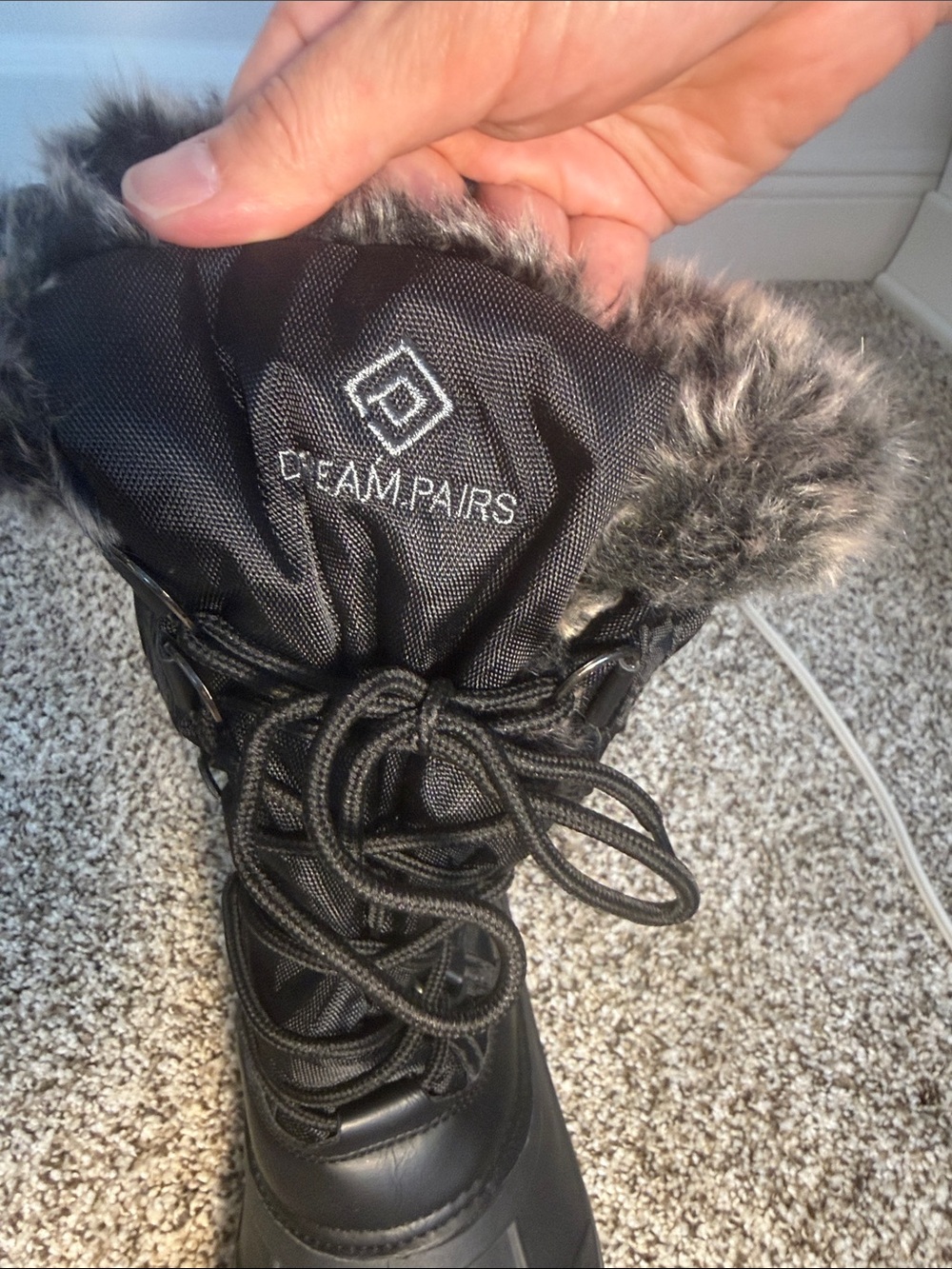 Dreampairs Black Women's Insulated Winter Snow Boots (Sz 6) with Faux Fur Trim - Picture 7 of 7